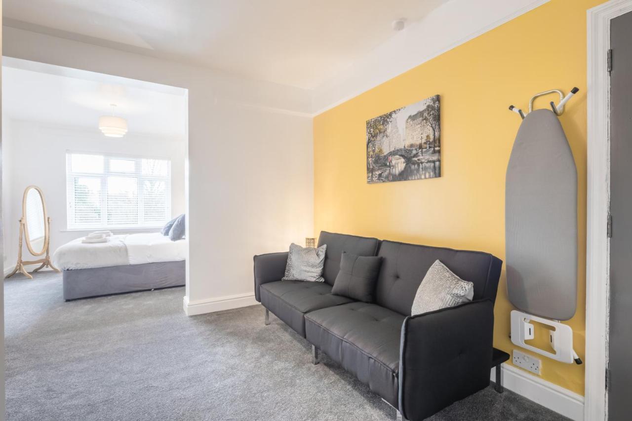 Private Room 5 With Kitchenette By Cb Stays No Minimum Stays Cambridge  Exterior photo